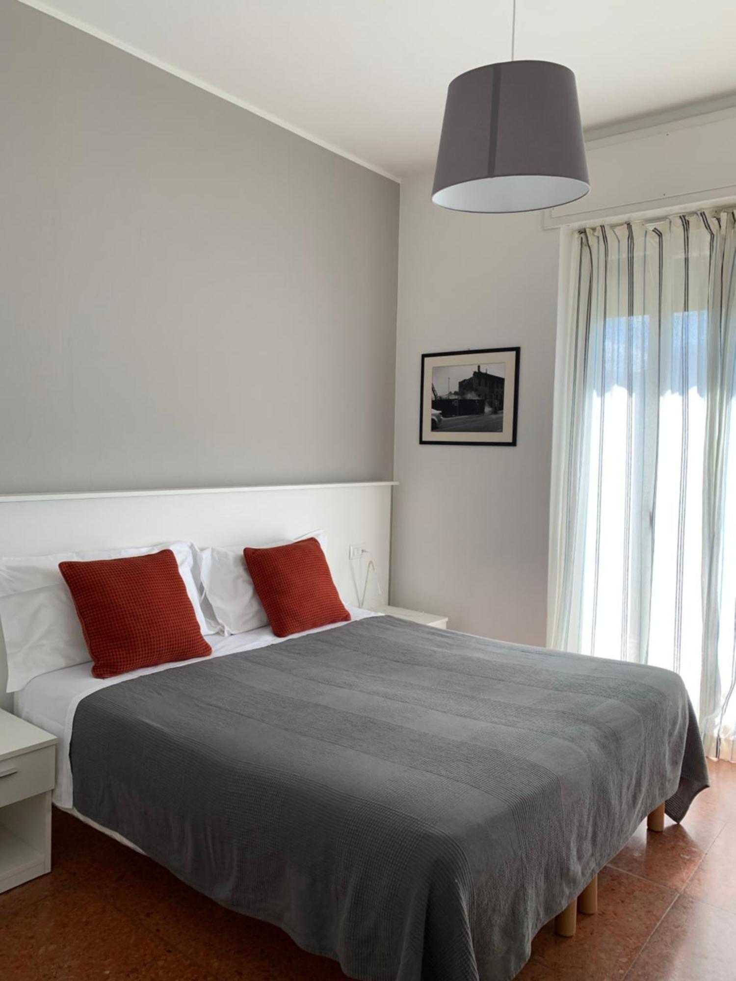 Hotel Loveno เมนาจโจ ภายนอก รูปภาพ